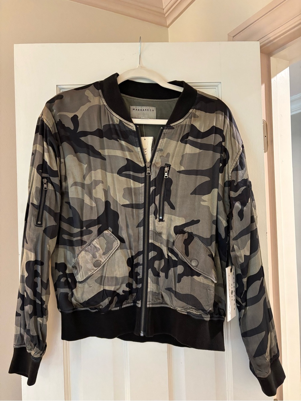 Marrakech Women’s Camouflage Bomber Jacket - Green/Black